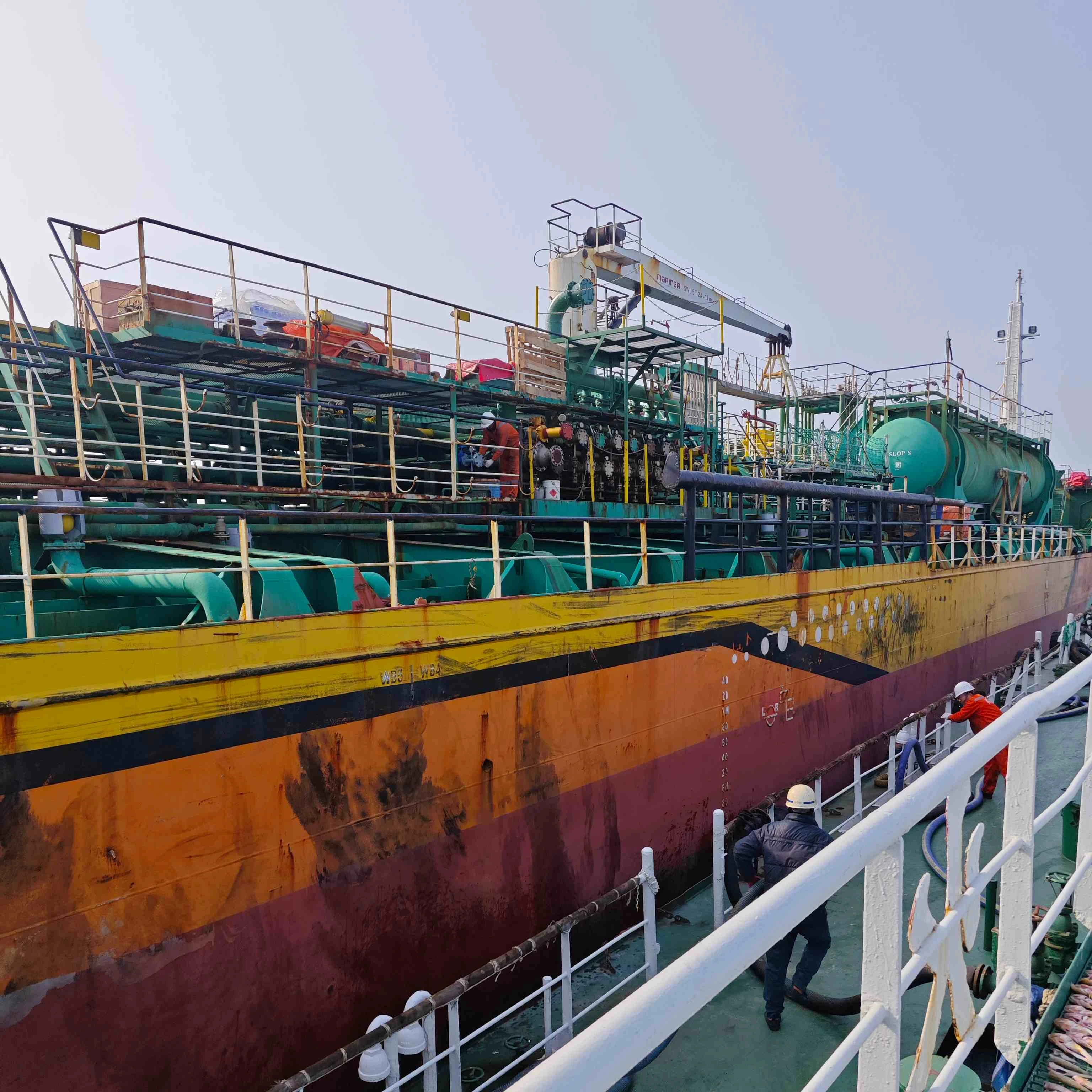 Oil Tanker Deslopping