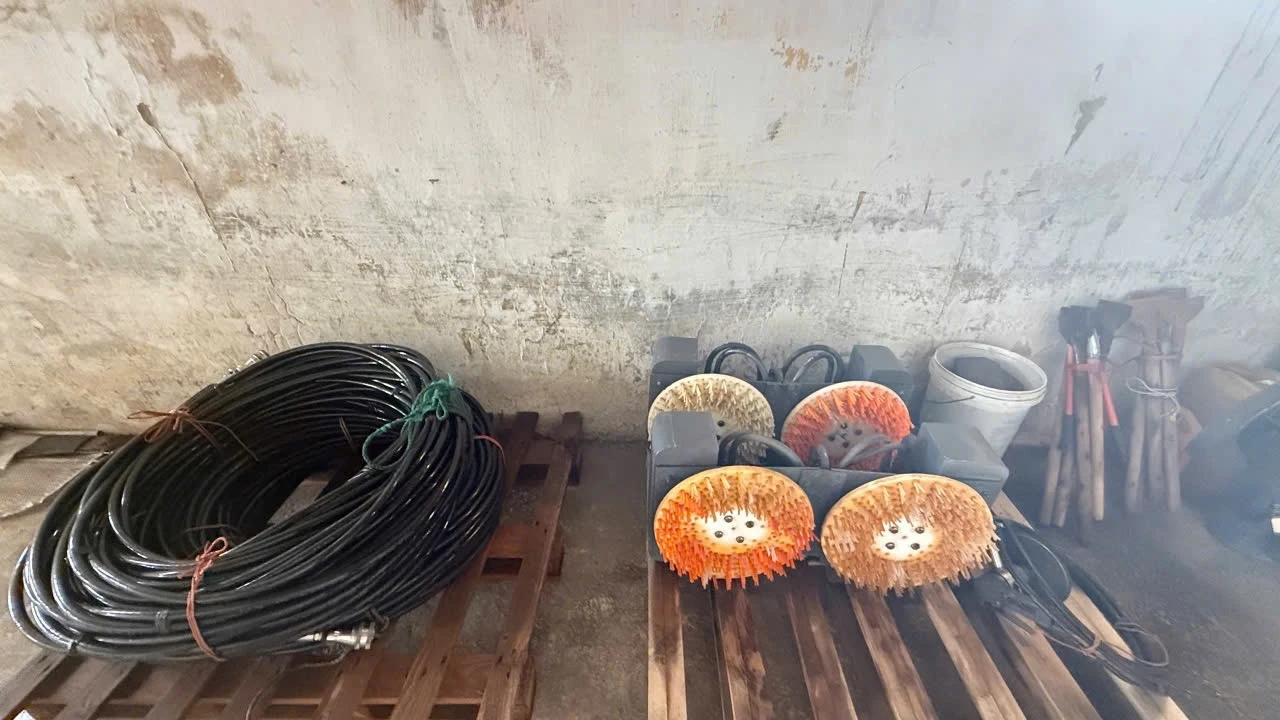 UWI & UWC - Equipment