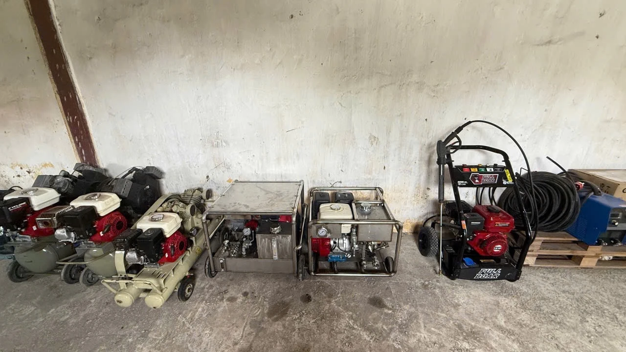 UWI & UWC - Equipment